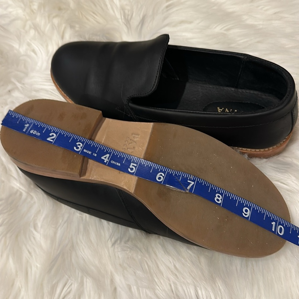 Patina Portland Leather Goods Black Slip on Flats - Picture 11 of 12